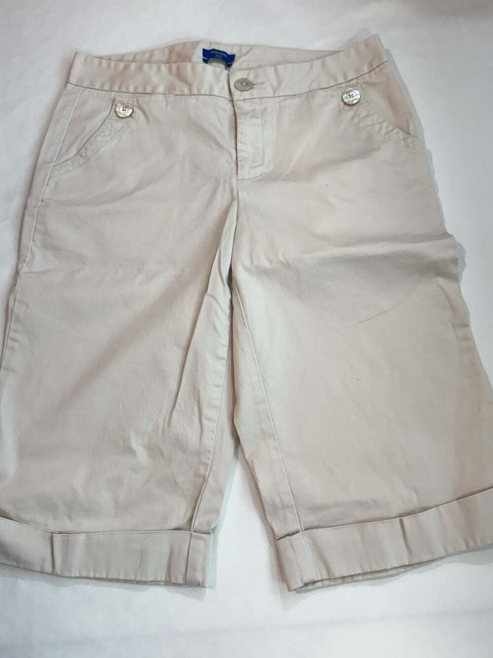 Beige Bermuda Walking Shorts Preppy Coastal Classic Women’s Petite 10P
